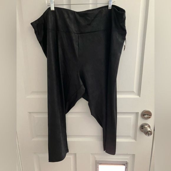 Ava & Viv High Waisted Black Liquid Shine Leggings Size 4X New With Tags - Picture 7 of 12